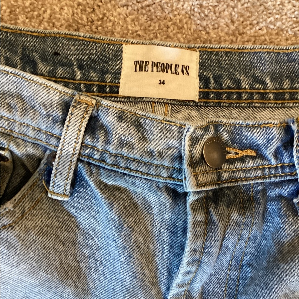 Distressed Jeans - Picture 3 of 6
